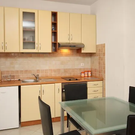 With A Swimming Pool - Diklo, - 5774