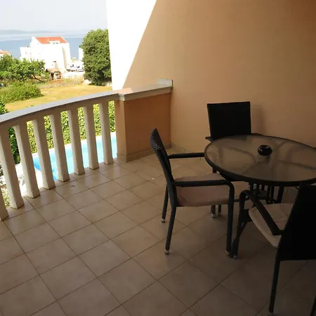 Family-friendly With Swimming Pool - Diklo, - 5774 شقة زادار