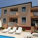 Family-friendly With Swimming Pool - Diklo, - 5774 Apartman *