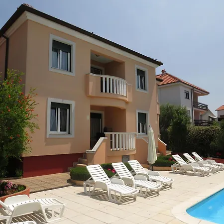 Family-friendly With Swimming Pool - Diklo, - 5774 דירה זאדאר