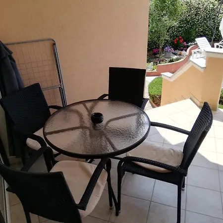 公寓 Family-friendly With Swimming Pool - Diklo, - 5774 *