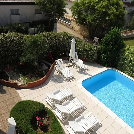 Family-friendly With Swimming Pool - Diklo, - 5774 דירה