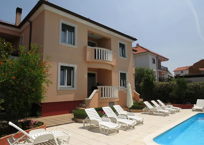 Family-friendly With Swimming Pool - Diklo, - 5774 Lejlighed Zadar