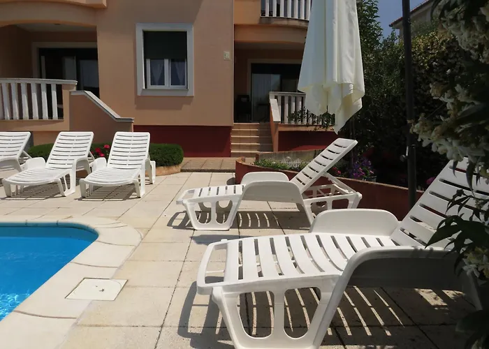 Family-friendly With Swimming Pool - Diklo, - 5774