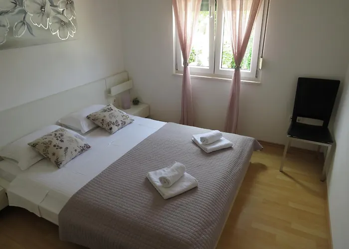 Family-friendly With Swimming Pool - Diklo, - 5774