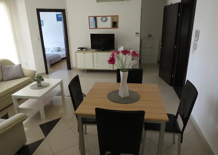 Family-friendly With Swimming Pool - Diklo, - 5774 Апартаменты *