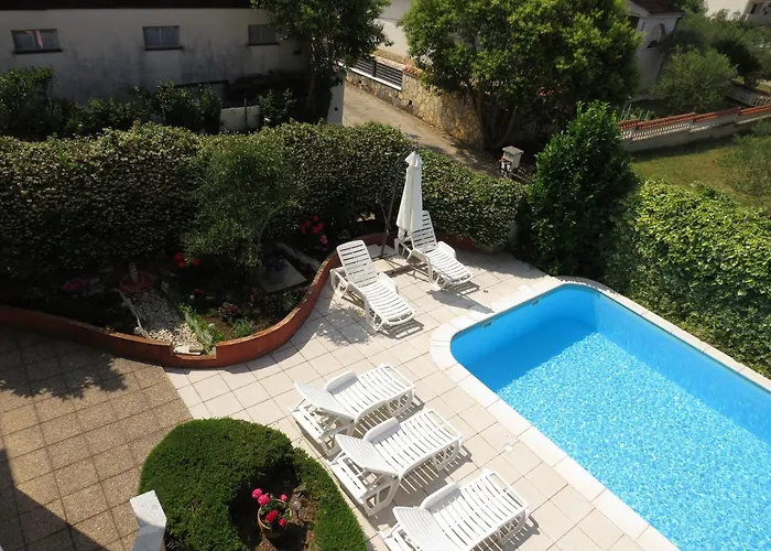 Family-friendly With Swimming Pool - Diklo, - 5774 Lejlighed